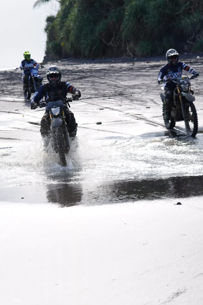 TABANAN FULLDAY ENDURO (Hill to Coast Adventures)